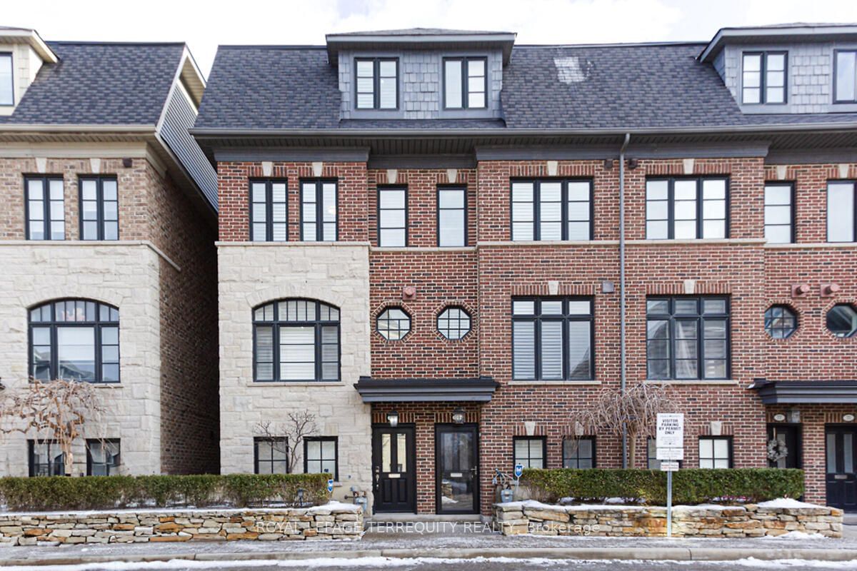 Townhouse sold at 81 Ruby Lang Lane, Toronto, Mimico, M8Z 0B8 - MLS: W11958446