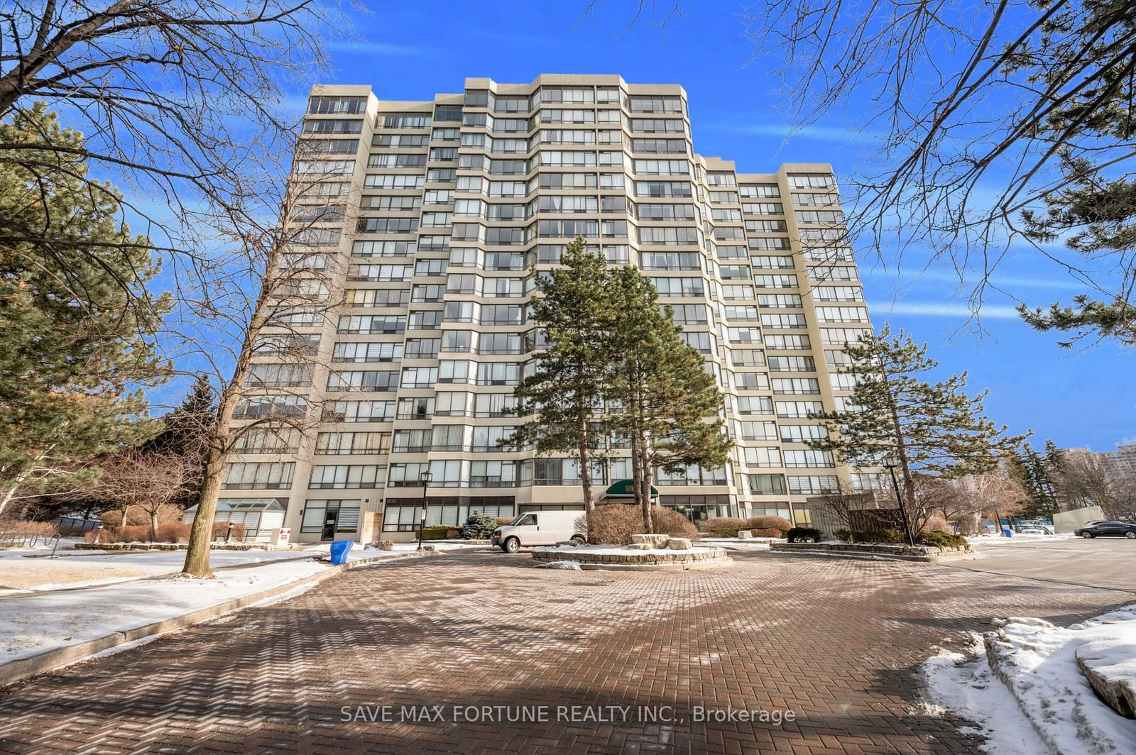 Condo for sale at 1611-26 Hanover Road, Brampton, Queen Street Corridor, L6S 4T2 - MLS: W11958482