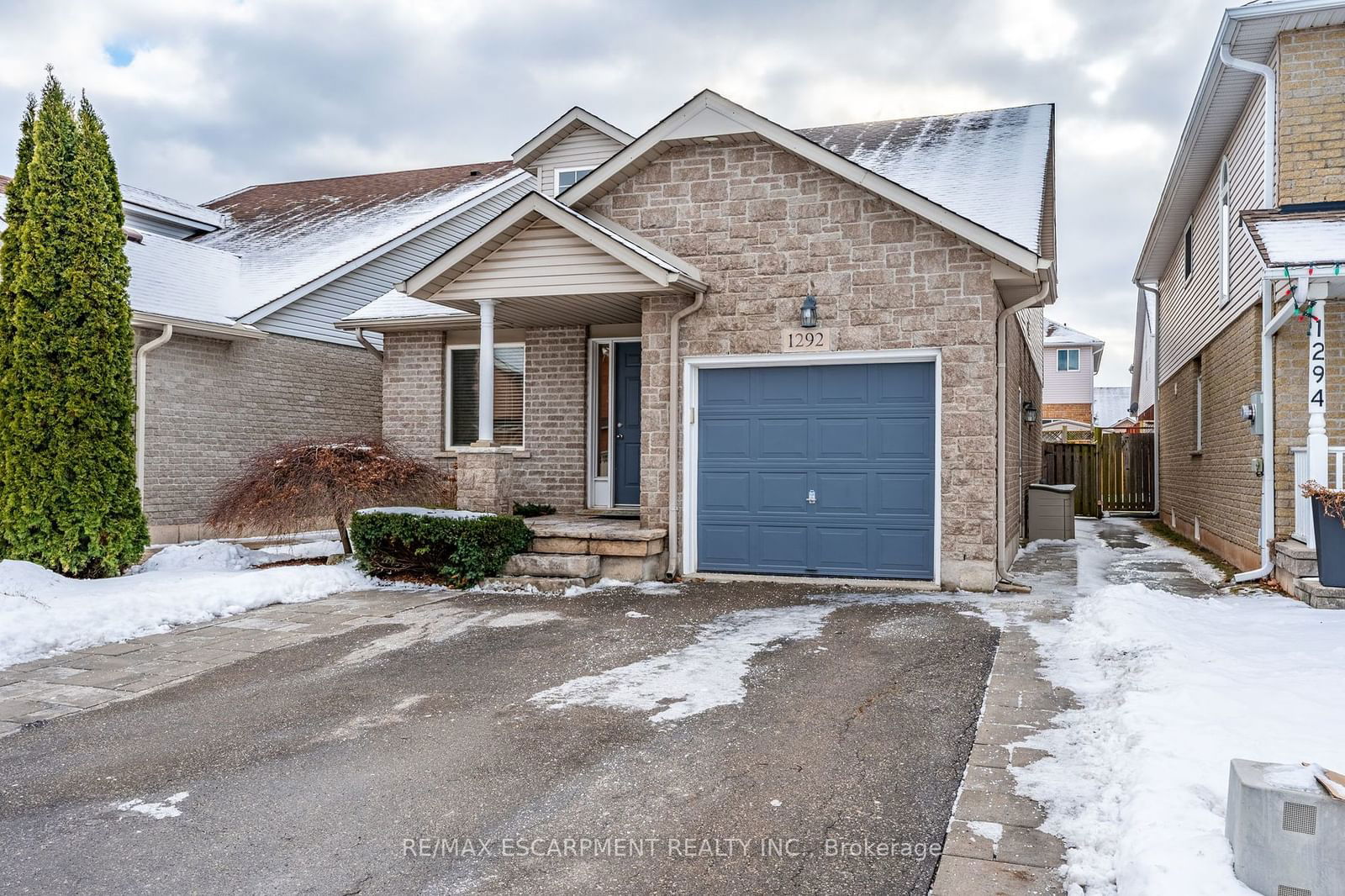 Detached House sold at 1292 Inglehart Drive, Burlington, Tansley, L7M 4Z4 - MLS: W11958540