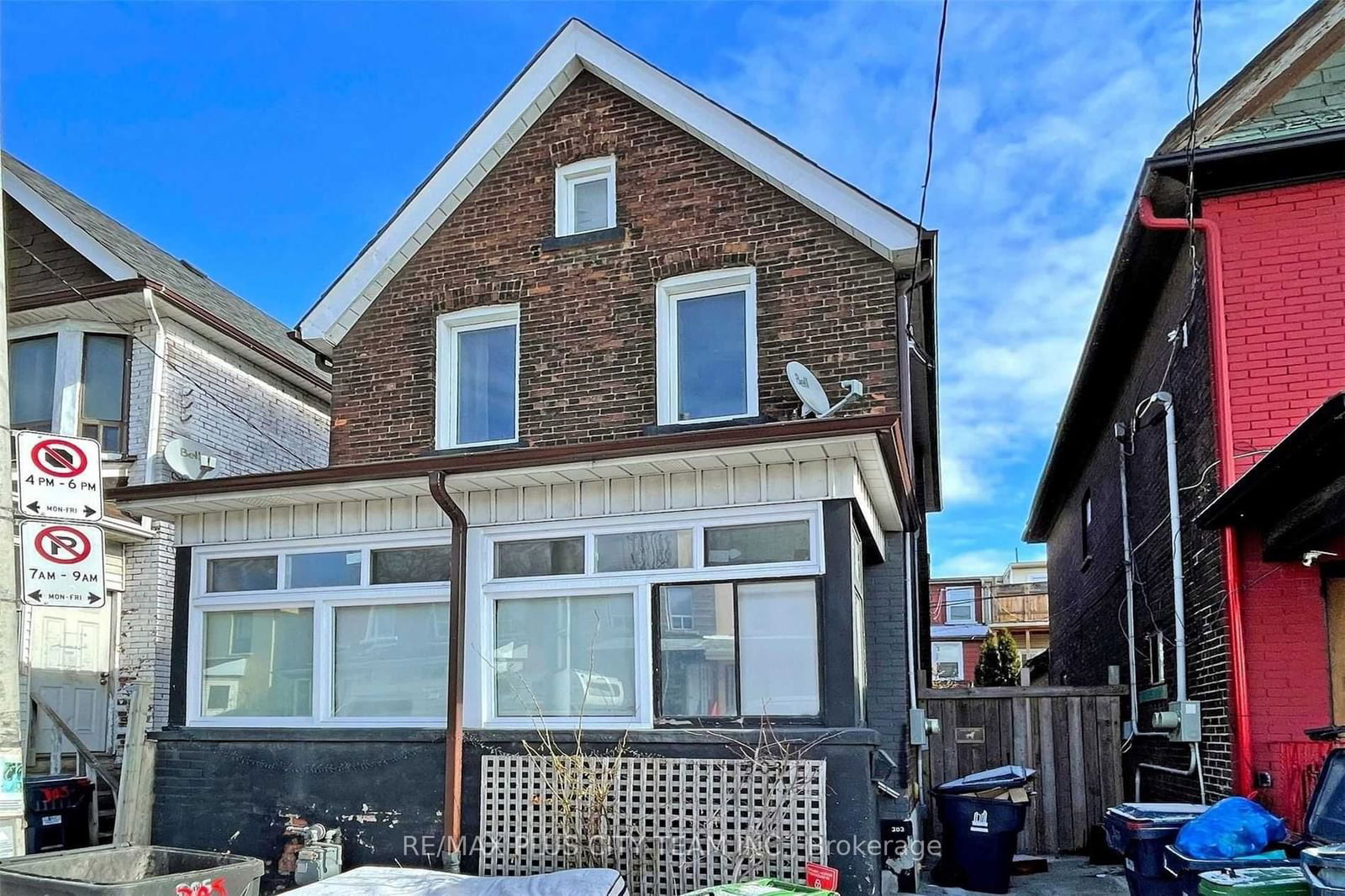 Detached House for lease at Upper-303 Old Weston Road, Toronto, Weston-Pellam Park, M6N 3A7 - MLS: W11958626