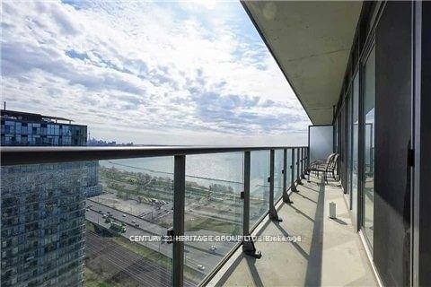 Condo for sale at 2201-105 The Queensway Avenue, Toronto, High Park-Swansea, M6S 5B5 - MLS: W11958915