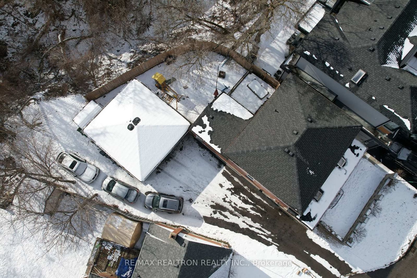 Listing Image 17