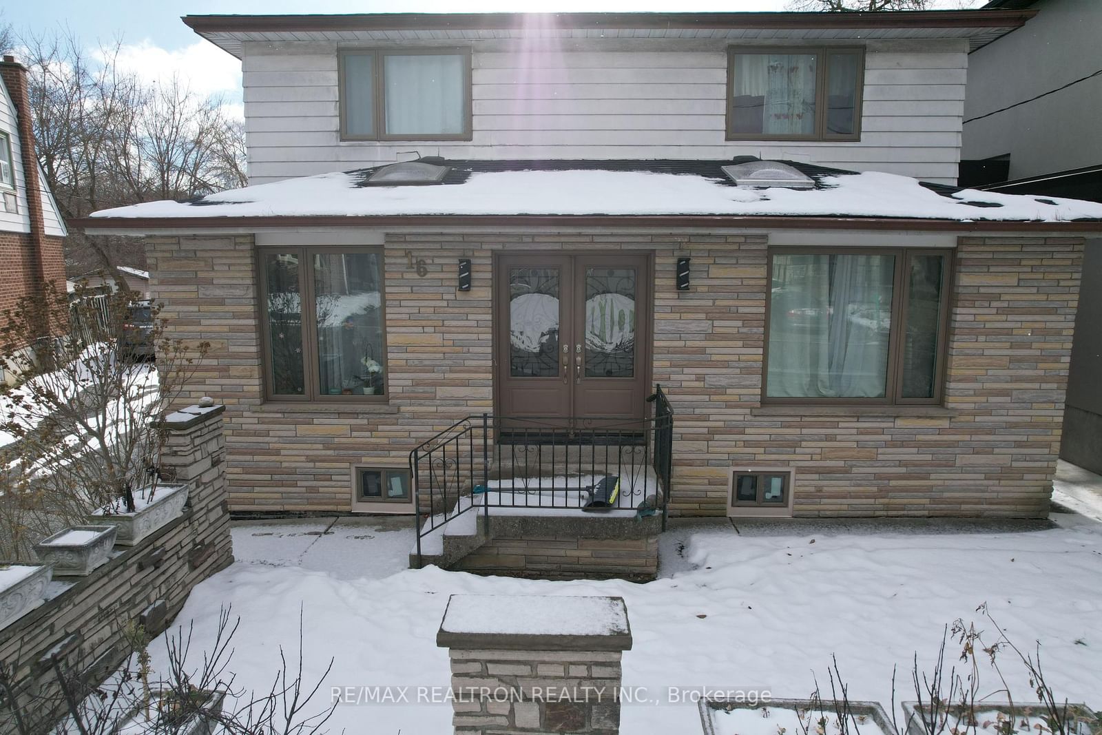 Listing Image 25