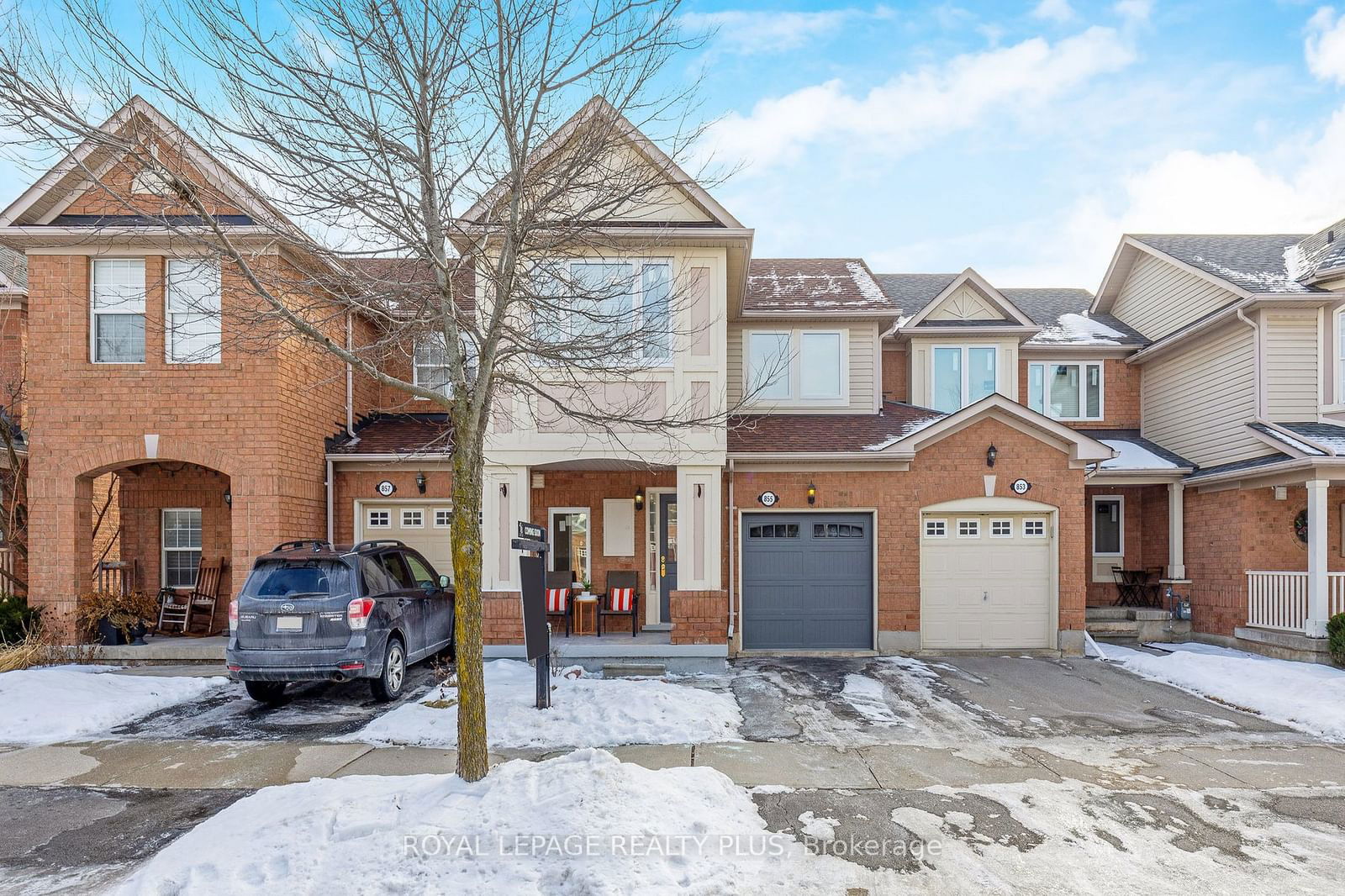 Townhouse sold at 855 Mckay Crescent, Milton, 1023 - BE Beaty, L9T 6L3 - MLS: W11959494