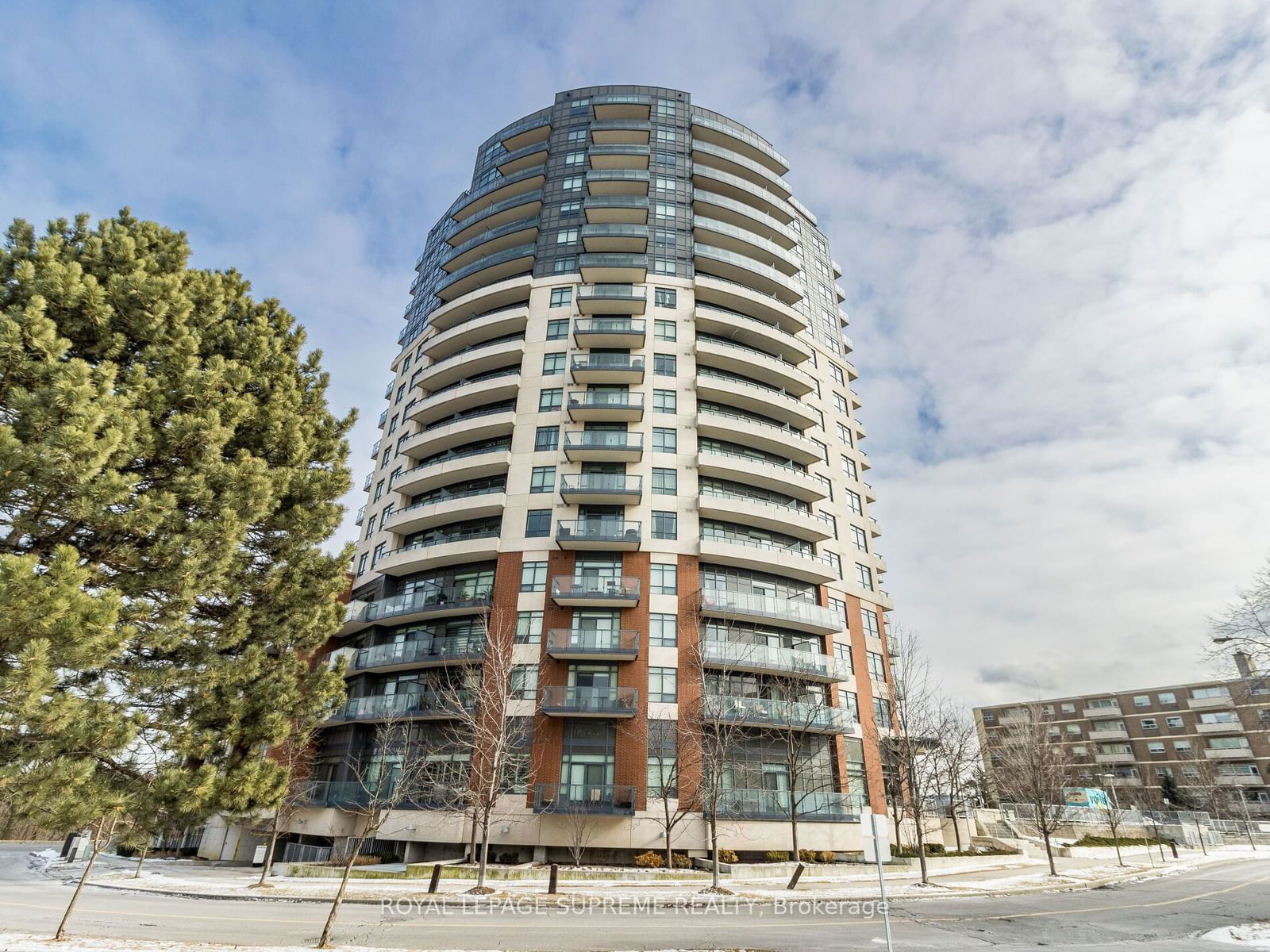 Condo for sale at 607-25 Fontenay Court, Toronto, Edenbridge-Humber Valley, M9A 0C4 - MLS: W11959516