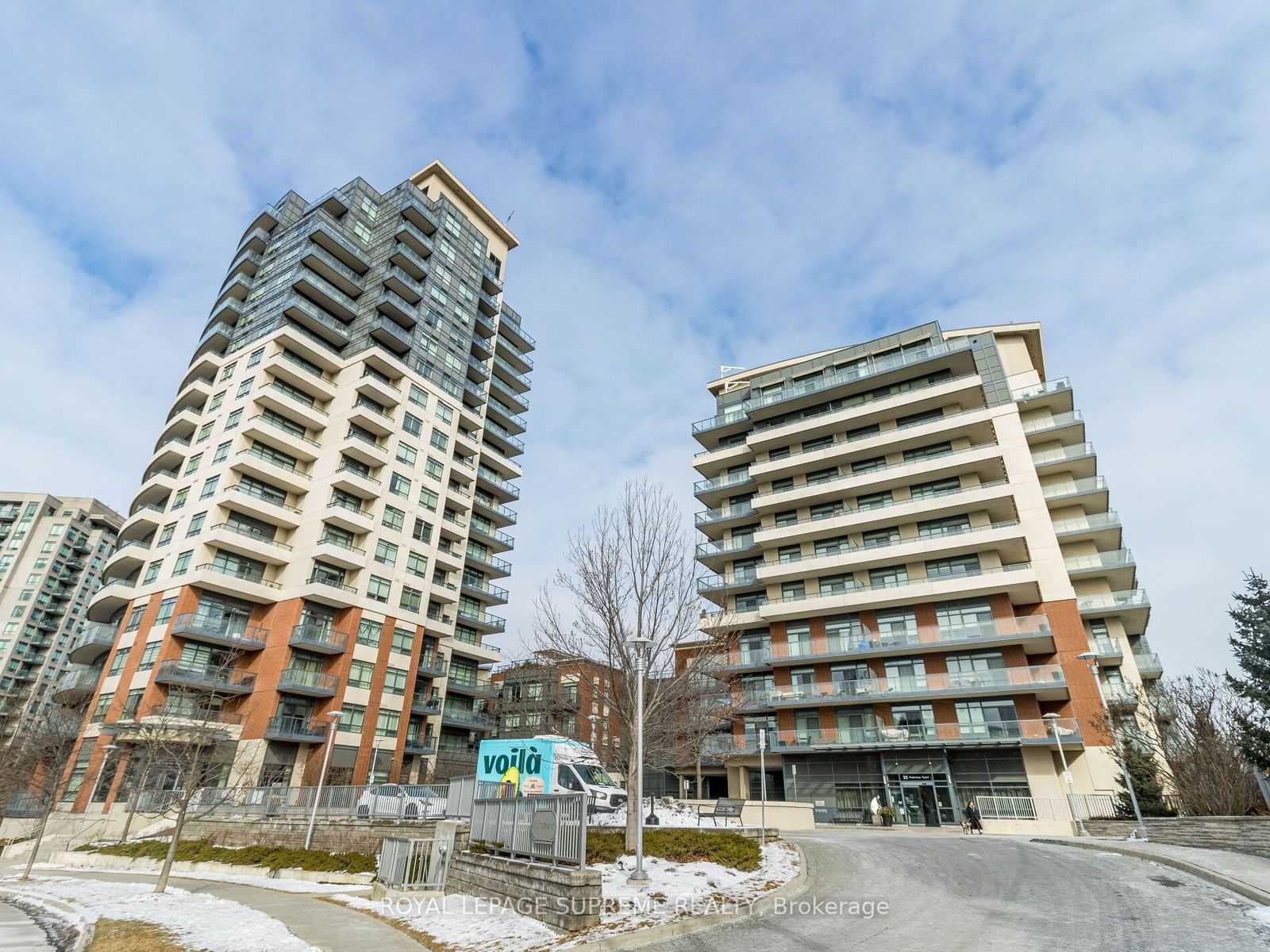 Condo for sale at 607-25 Fontenay Court, Toronto, Edenbridge-Humber Valley, M9A 0C4 - MLS: W11959516