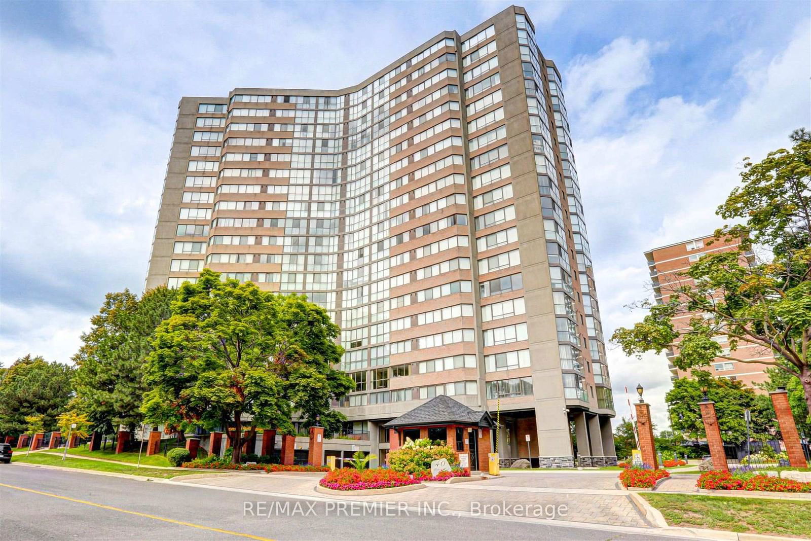 Condo sold at 1503-40 Richview Road, Toronto, Humber Heights, M9A 5C1 - MLS: W11959580