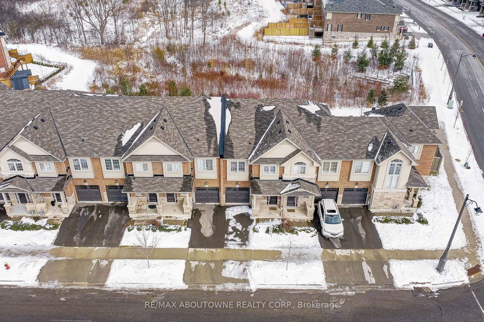 Townhouse for sale at 3163 William Coltson Avenue, Oakville, Rural Oakville, L6H 7E3 - MLS: W11959754