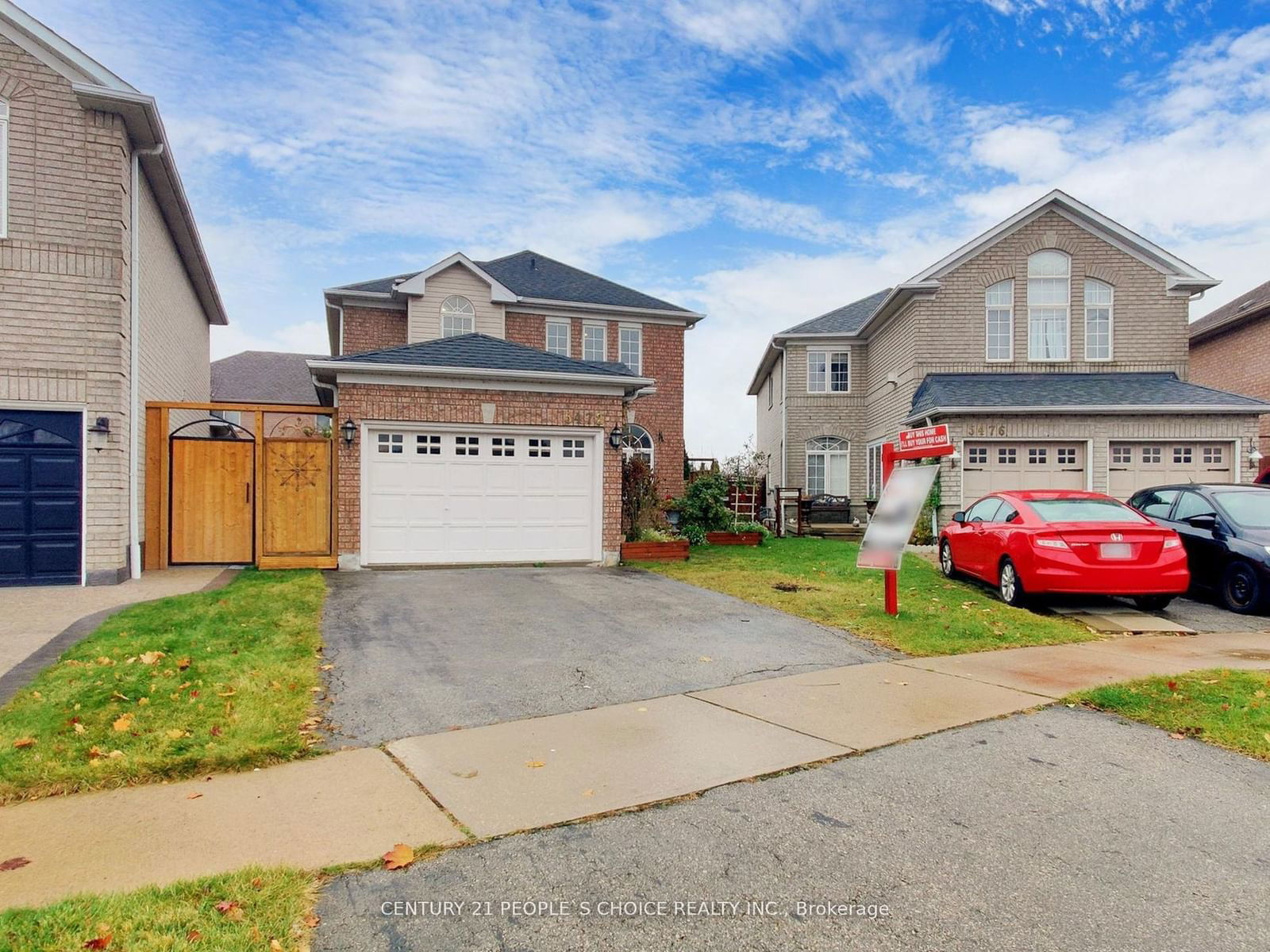 Detached House for sale at 5472 Hurst Court, Mississauga, East Credit, L5V 2C8 - MLS: W11959897