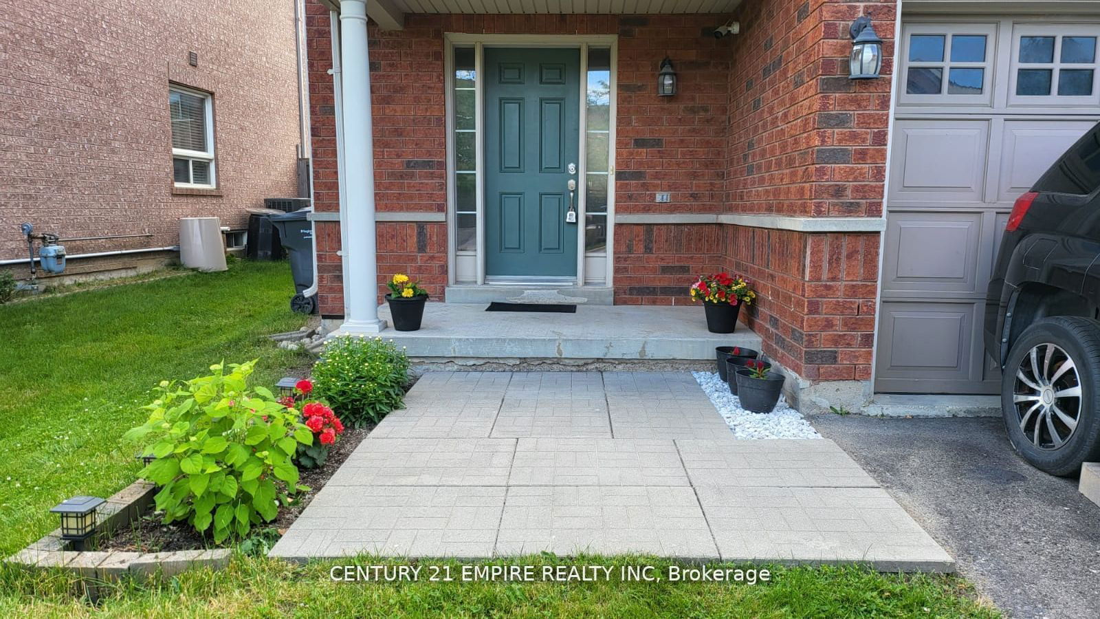 Semi-Detached House for sale at 83 Bushmill Circle, Brampton, Fletcher's Meadow, L7A 0K6 - MLS: W11959898