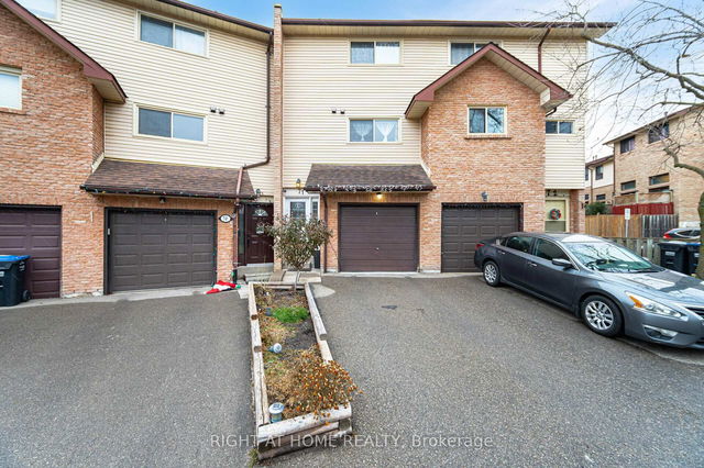 71 Collins Crescent