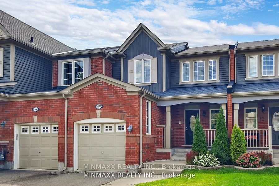 Townhouse for sale at 1052 Haxton Heights, Milton, Willmott, L9T 8B9 - MLS: W11960043