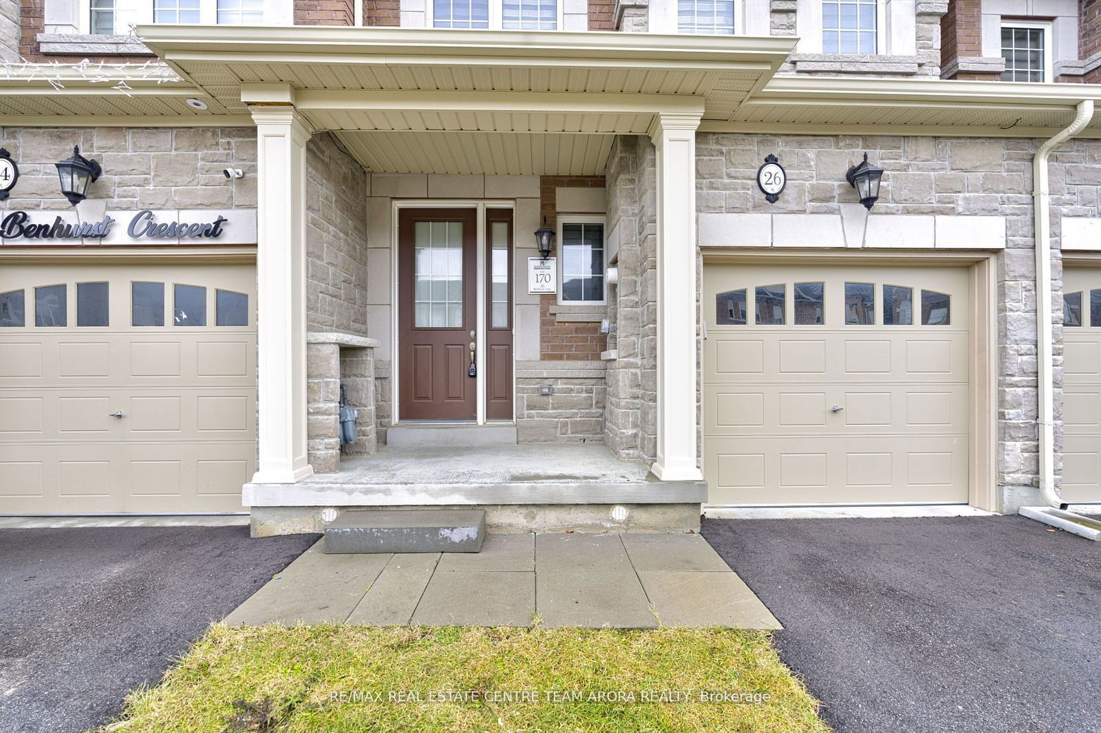 Townhouse for sale at 26 Benhurst Crescent, Brampton, Northwest Brampton, L7A 0B7 - MLS: W11960103