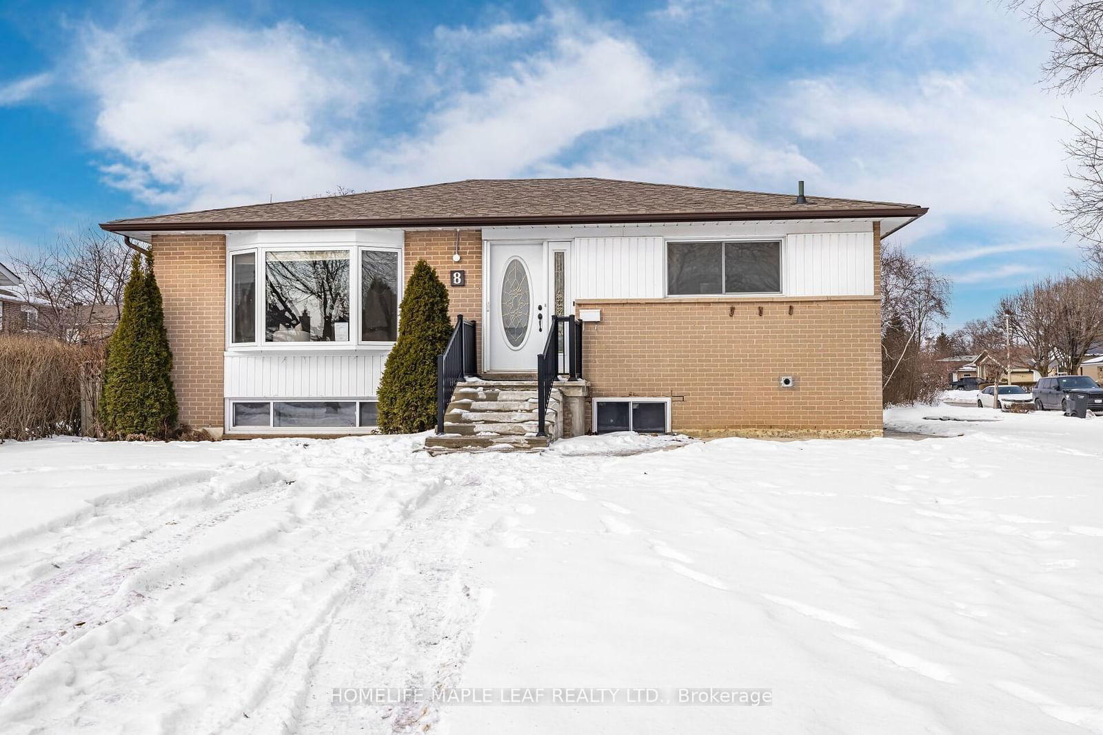 Detached House for sale at 8 Welbeck Drive, Brampton, Northwood Park, L6X 2L1 - MLS: W11960205