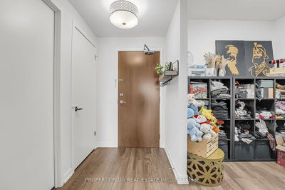 Unit 2103 — 2560 Eglinton Ave, Mississauga - Central Erin Mills image-0-4