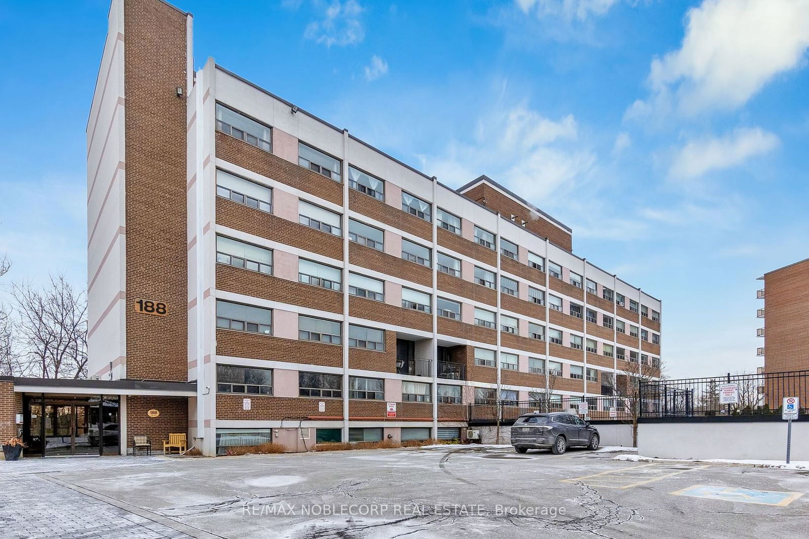 Condo for sale at 219-188 Mill Street, Brampton, Brampton South, L6Y 1T8 - MLS: W11960464