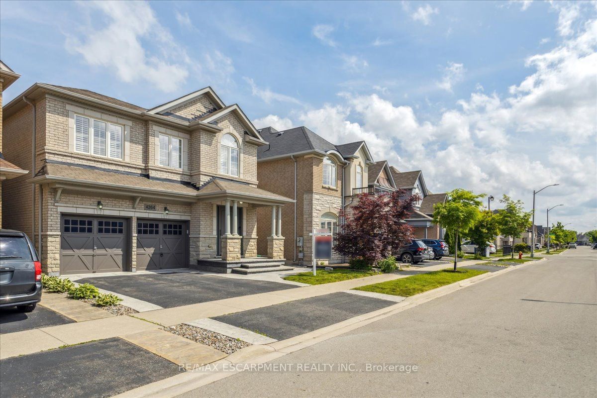 Detached House for sale at 4264 Adobe Gate, Burlington, Alton, L7M 0M4 - MLS: W11960516