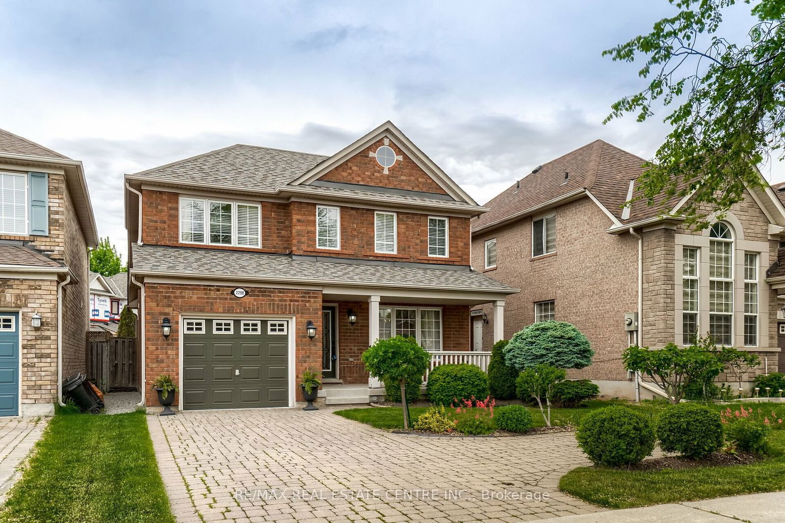 Detached House for lease at 2298 Grand Oak Trail, Oakville, West Oak Trails, L6M 4X2 - MLS: W11960628