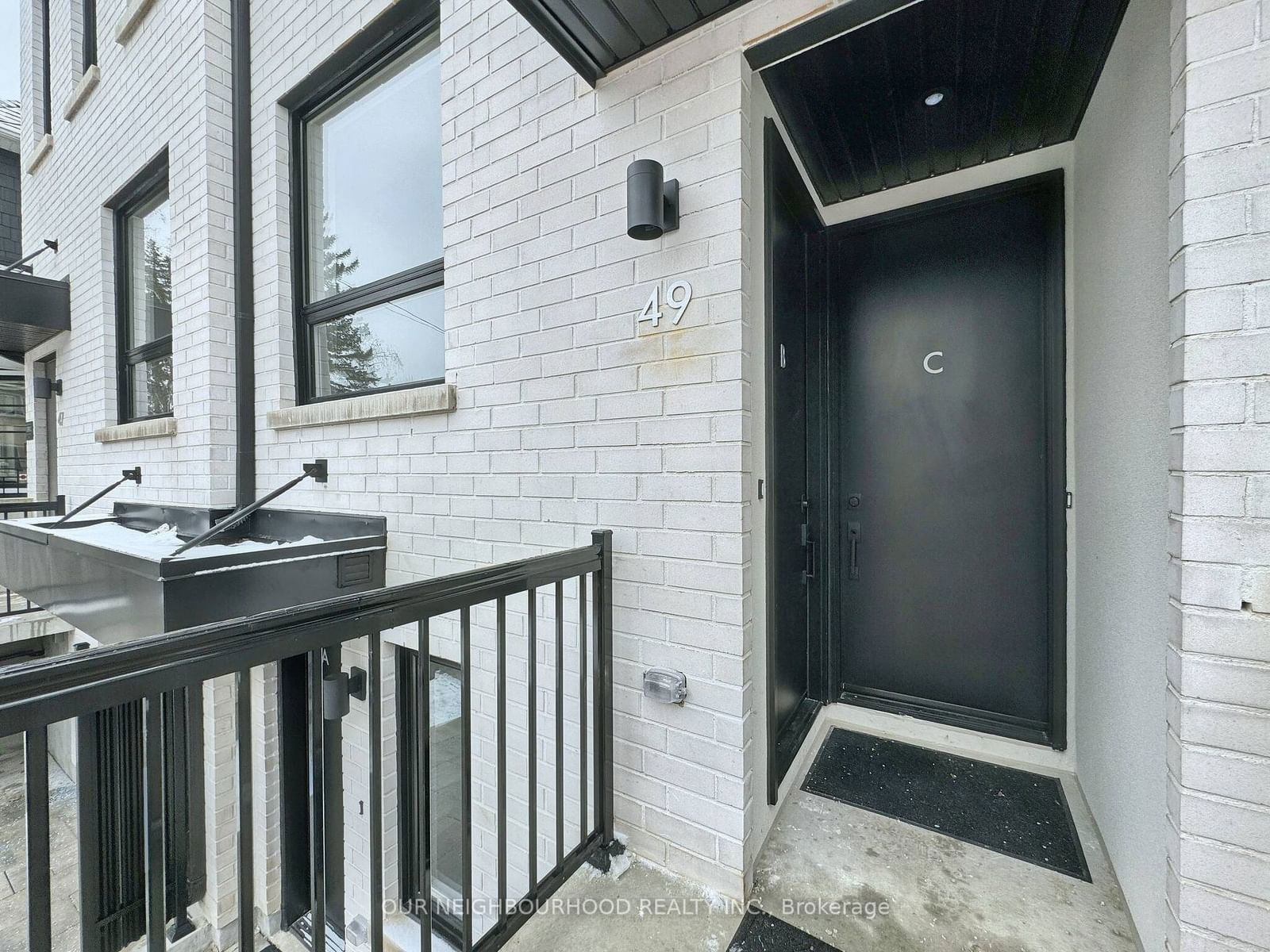 Semi-Detached House for lease at C-49 Morningside Avenue, Toronto, High Park-Swansea, M6S 1C6 - MLS: W11960735