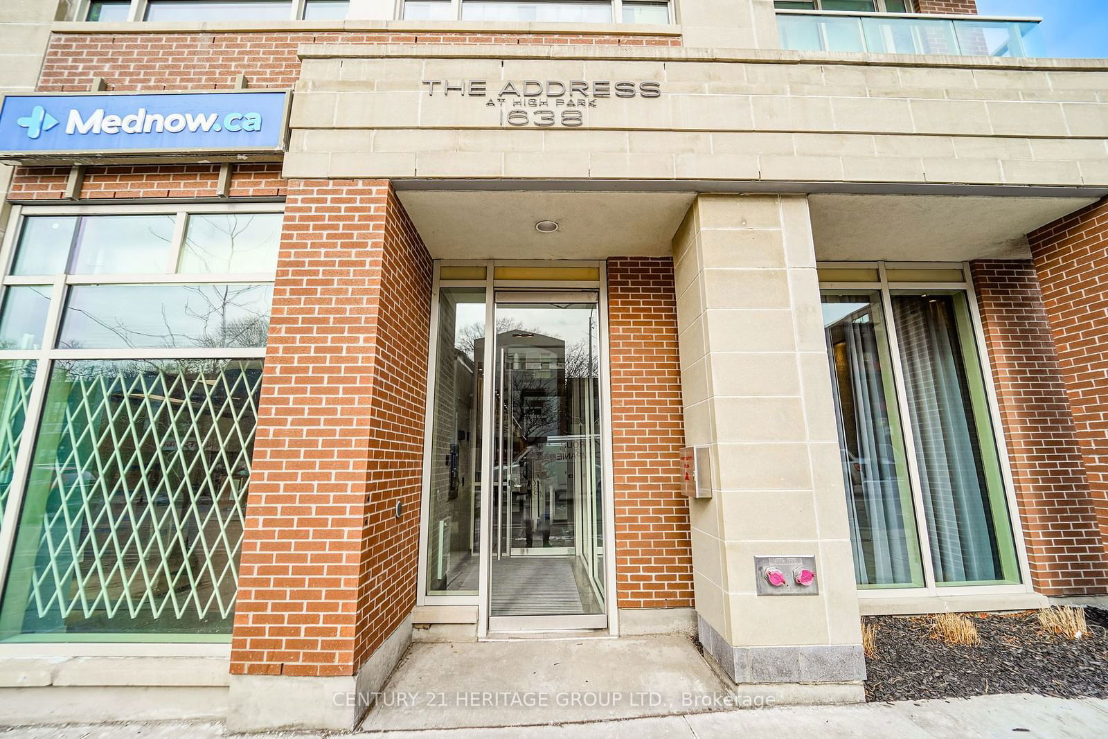 Condo for sale at 303-1638 Bloor Street, Toronto, High Park North, M6P 1A7 - MLS: W11960768