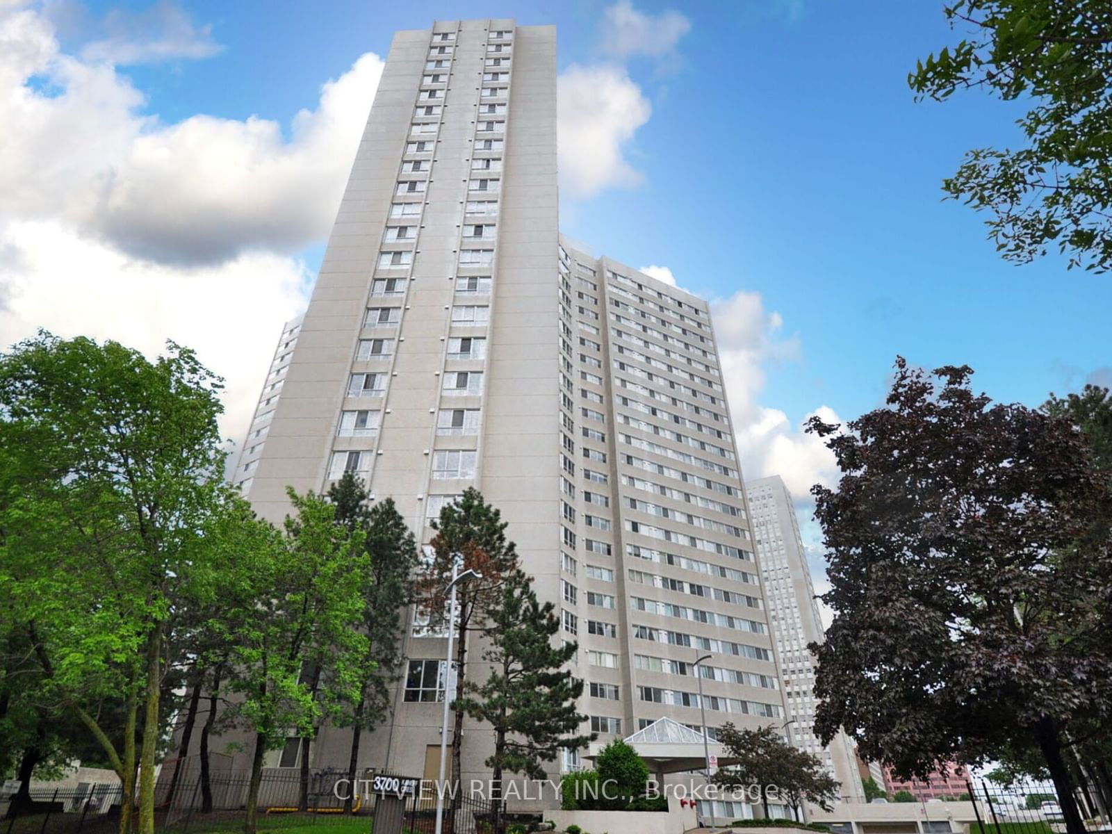 Condo for sale at 212-3700 Kaneff Crescent, Mississauga, Mississauga Valleys, L5A 4B8 - MLS: W11960813