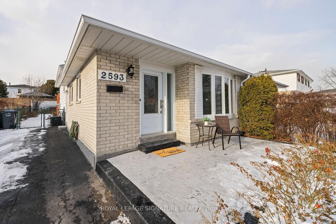 Semi-Detached House sold at 2593 Widemarr Road, Mississauga, Clarkson, L5J 1M4 - MLS: W11960966