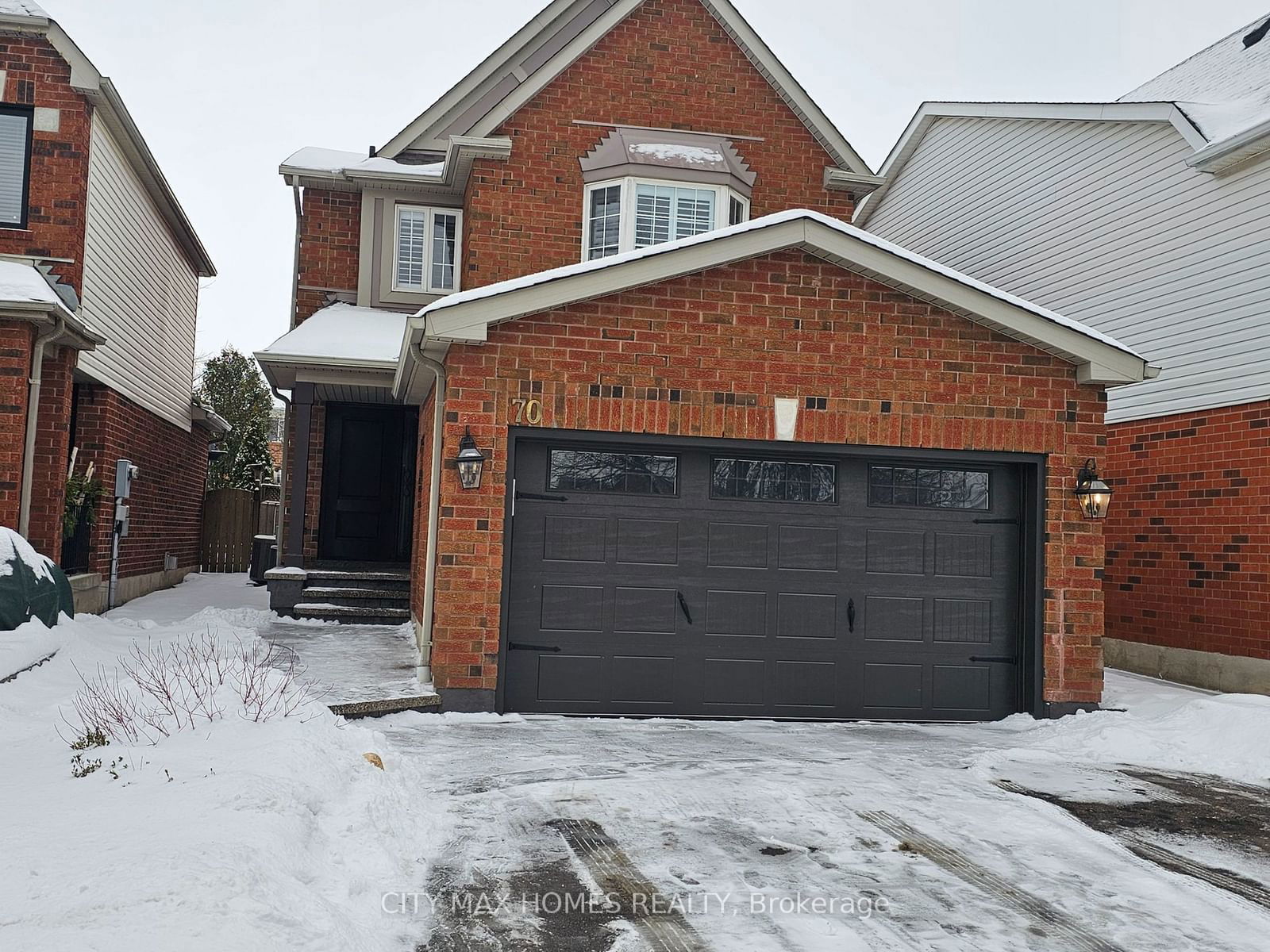 Detached House for sale at 70 Curry Crescent, Halton Hills, Georgetown, L7G 5T1 - MLS: W11960972