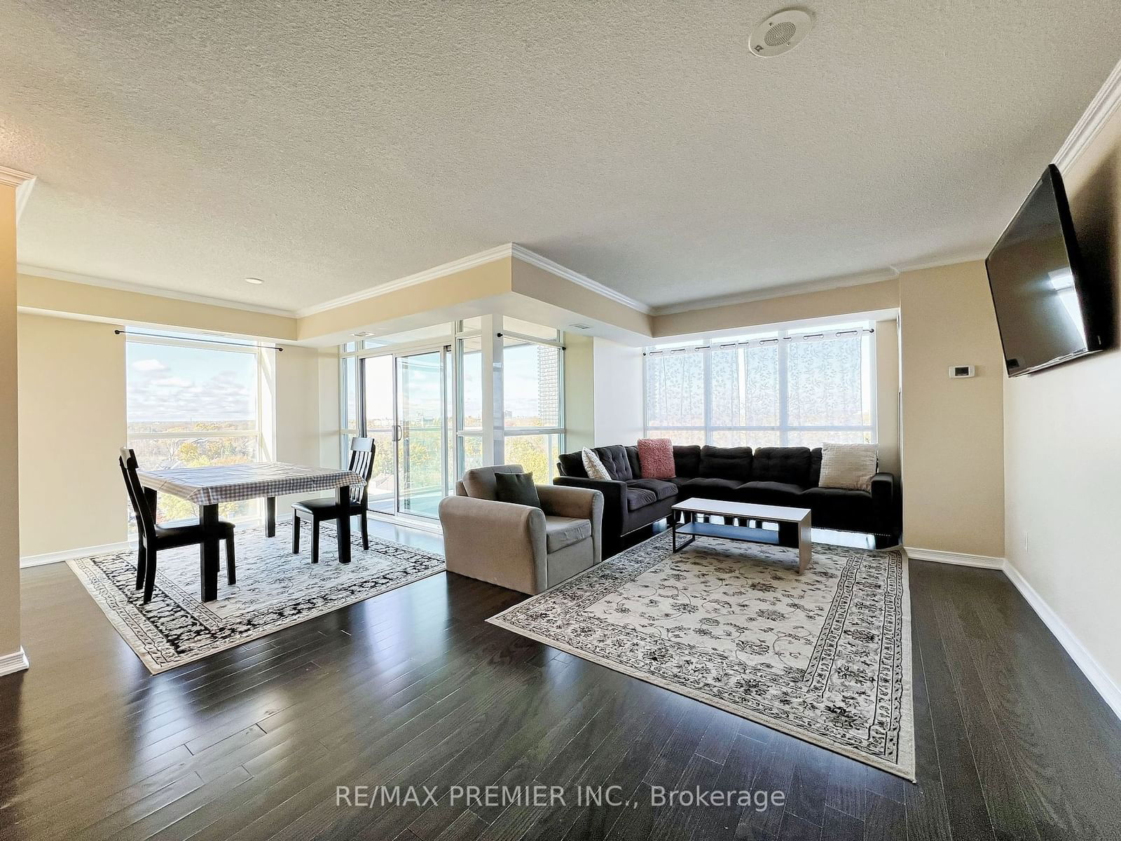 Condo for sale at 811-9 George Street, Brampton, Downtown Brampton, L6X 0T6 - MLS: W11960995