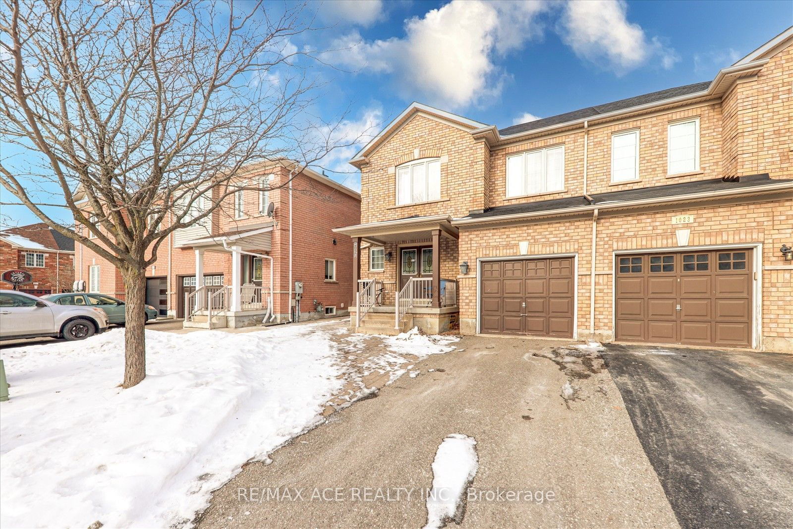 Semi-Detached House for sale at 1021 Cumming Boulevard, Milton, 1027 - CL Clarke, L9T 6S7 - MLS: W11961137