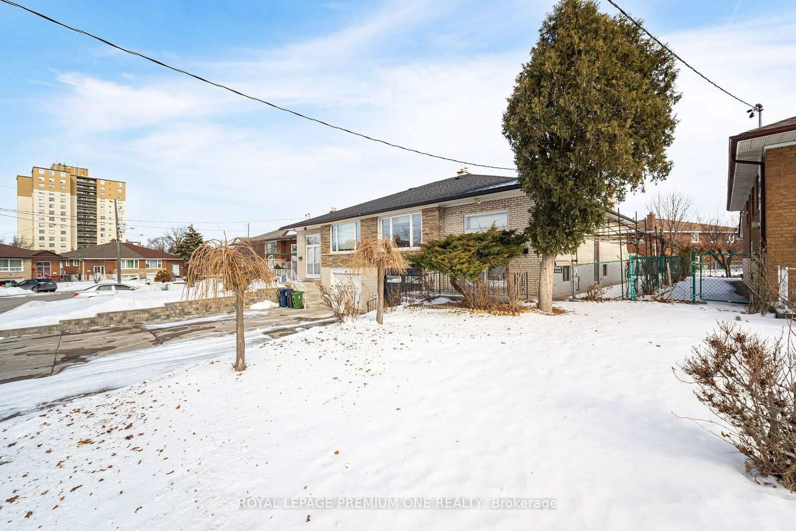 Semi-Detached House for sale at 71 Dolores Road, Toronto, Glenfield-Jane Heights, M3L 2B2 - MLS: W11961179