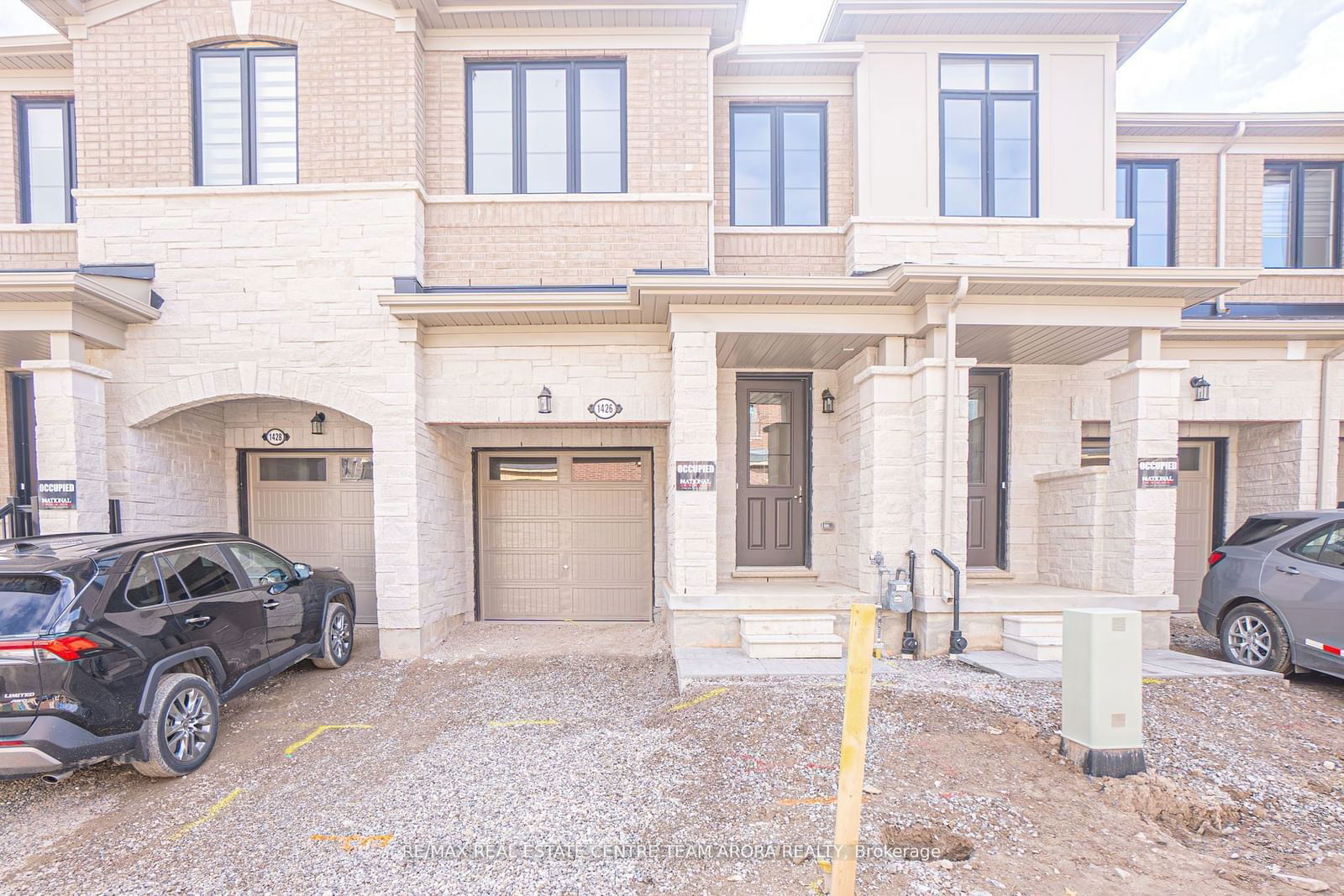 Townhouse leased at 1426 Oakmont Common, Burlington, Tyandaga, L7P 0V8 - MLS: W11961210