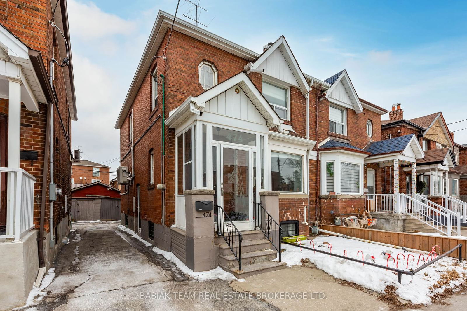 Semi-Detached House for lease at 474 Old Weston Road, Toronto, Weston-Pellam Park, M6N 3B1 - MLS: W11961260