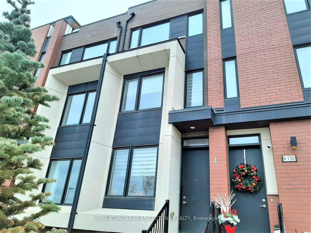 Townhouse for lease at 3-130 Frederick Tisdale Drive, Toronto, Downsview-Roding-CFB, M2K 0A8 - MLS: W11961431