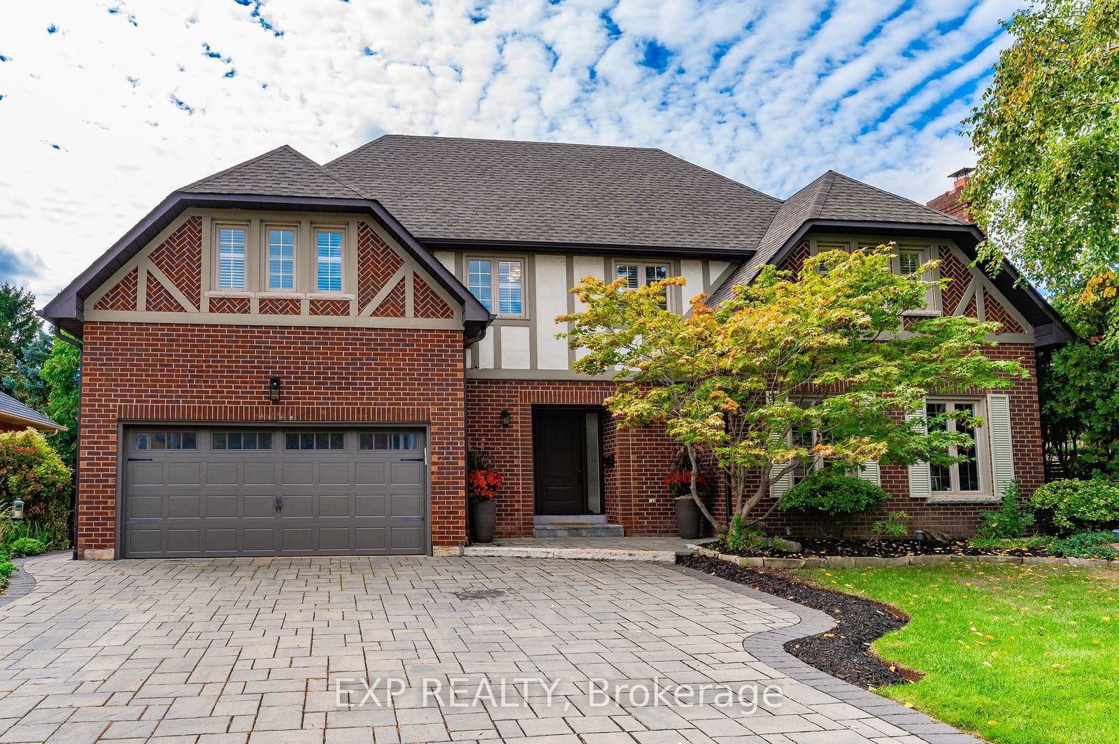 Detached House for sale at 1340 Greeneagle Drive, Oakville, 1007 - GA Glen Abbey, L6M 2M9 - MLS: W11961473