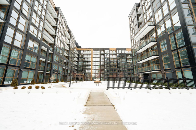 618 - 2343 Khalsa Gate, Oakville, L6M 5R6 | Image 2