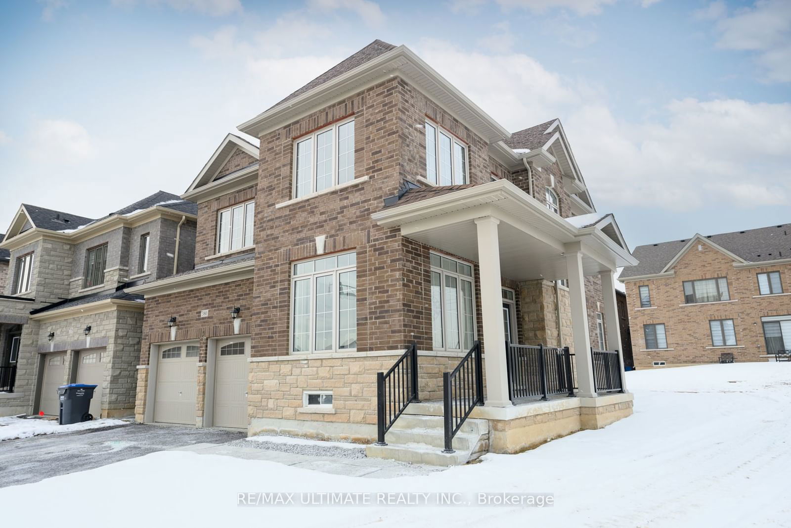 Detached House for sale at 380 Valleyway Drive, Brampton, Credit Valley, L6X 5S7 - MLS: W11961514