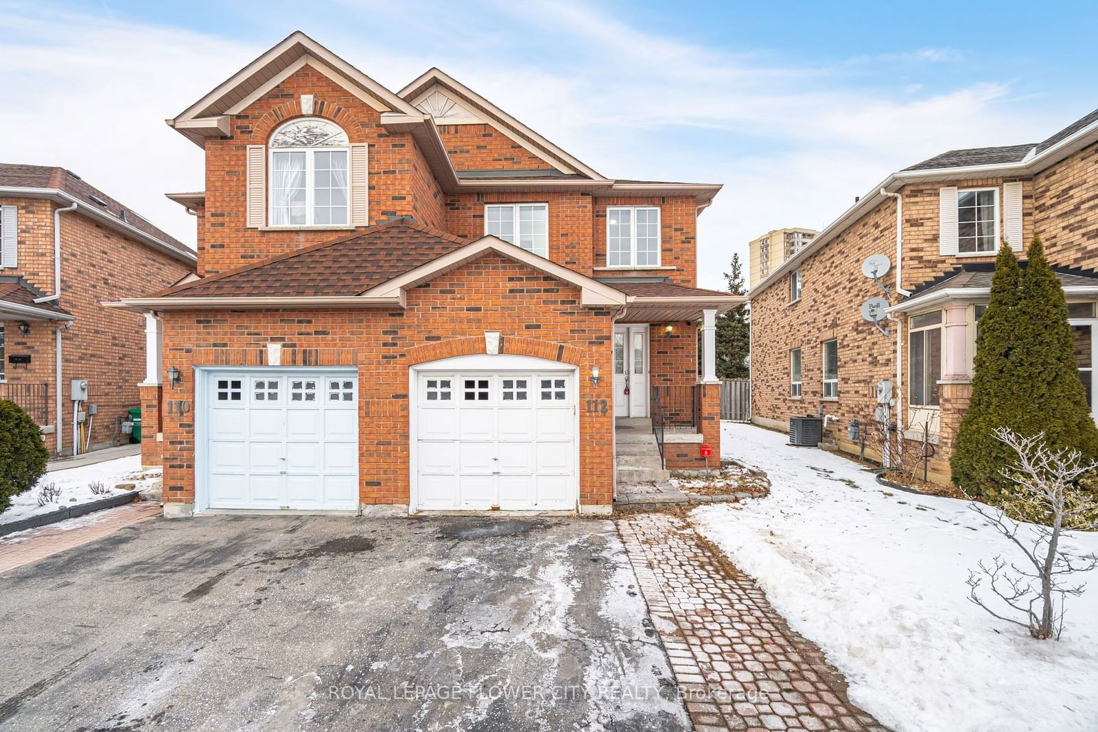 Semi-Detached House for sale at 112 Merganser Crescent, Brampton, Fletcher's Creek South, L6W 4G4 - MLS: W11961534