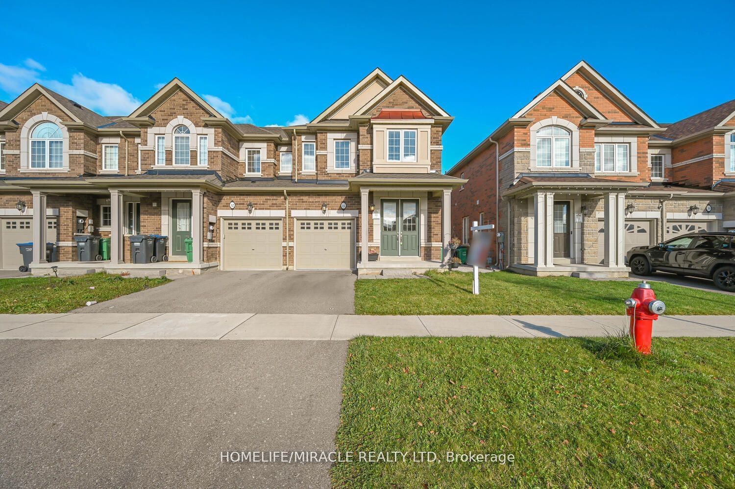 Townhouse for sale at 34 Pearman Crescent, Brampton, Credit Valley, L7A 4Y9 - MLS: W11961653