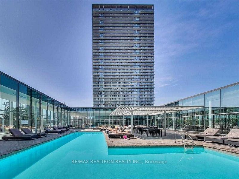 Condo for lease at 614-105 The Queensway Avenue, Toronto, High Park-Swansea, M6S 5B5 - MLS: W11961696