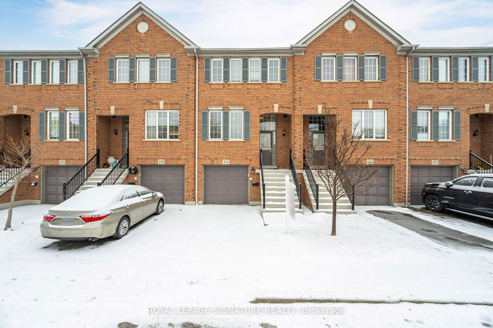 Townhouse sold at 113-5530 Glen Erin Drive, Mississauga, Central Erin Mills, L5M 6E8 - MLS: W11961756