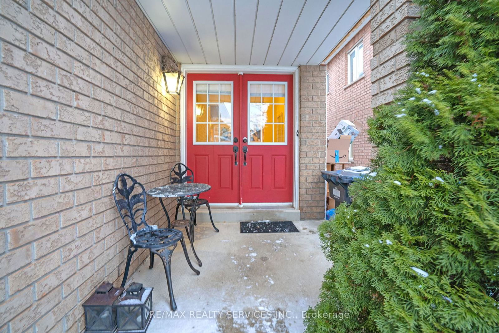 Semi-Detached House for sale at 28 Native Landing, Brampton, Fletcher's Creek Village, L6X 4X9 - MLS: W11961914