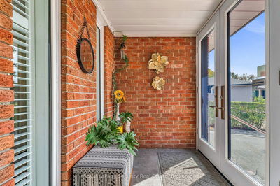 771 Eversley Dr, Mississauga - Mississauga Valleys image-0-3