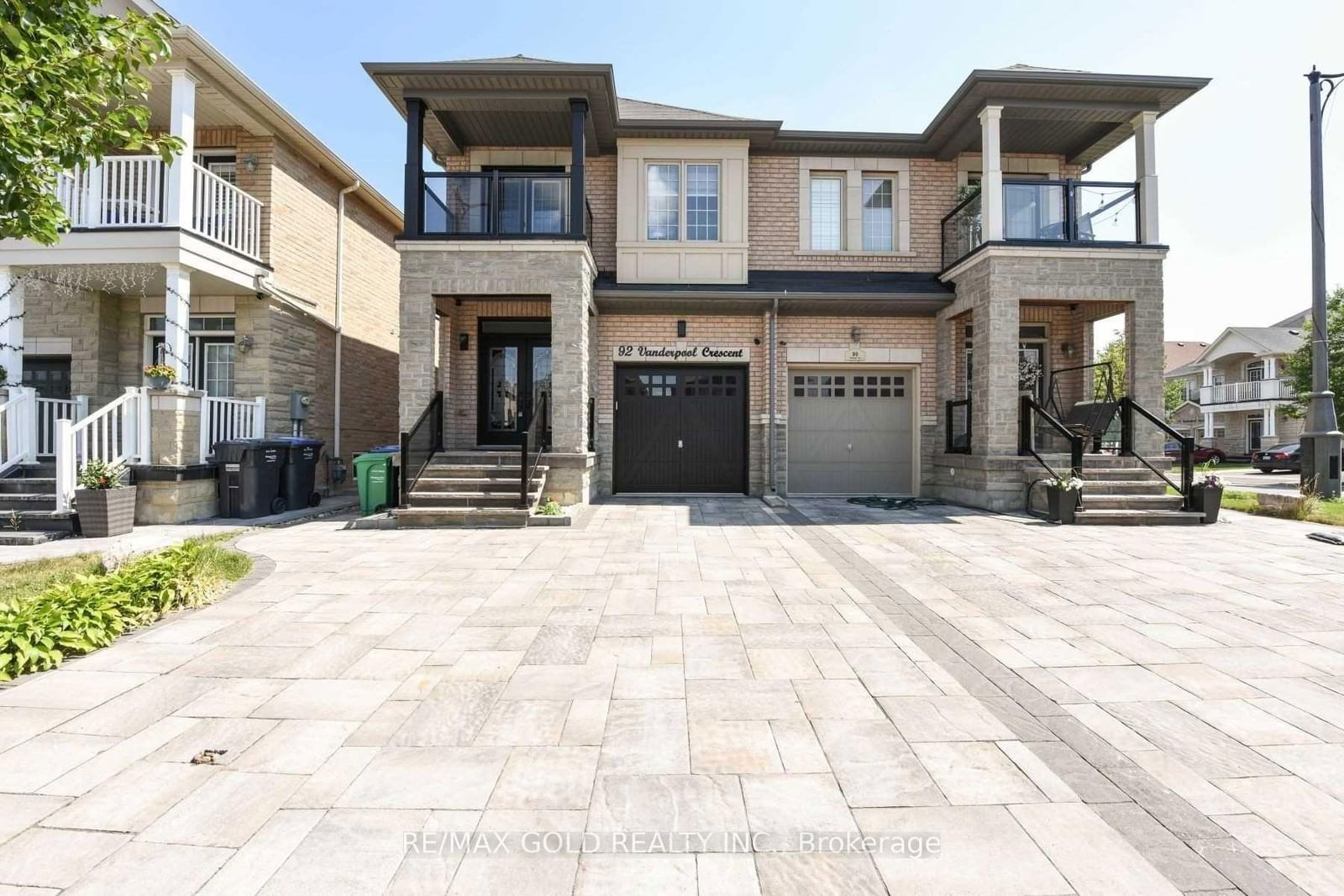 Semi-Detached House sold at 92 Vanderpool Crescent, Brampton, Bram East, L6P 3W2 - MLS: W11962289