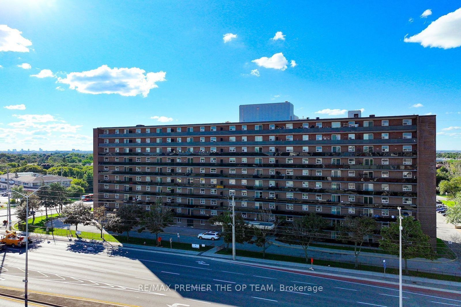 Condo for sale at 607-3533 Derry Road, Mississauga, Malton, L4T 1B1 - MLS: W11962909