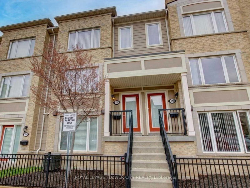 home for lease on 70-5035 Oscar Peterson Boulevard