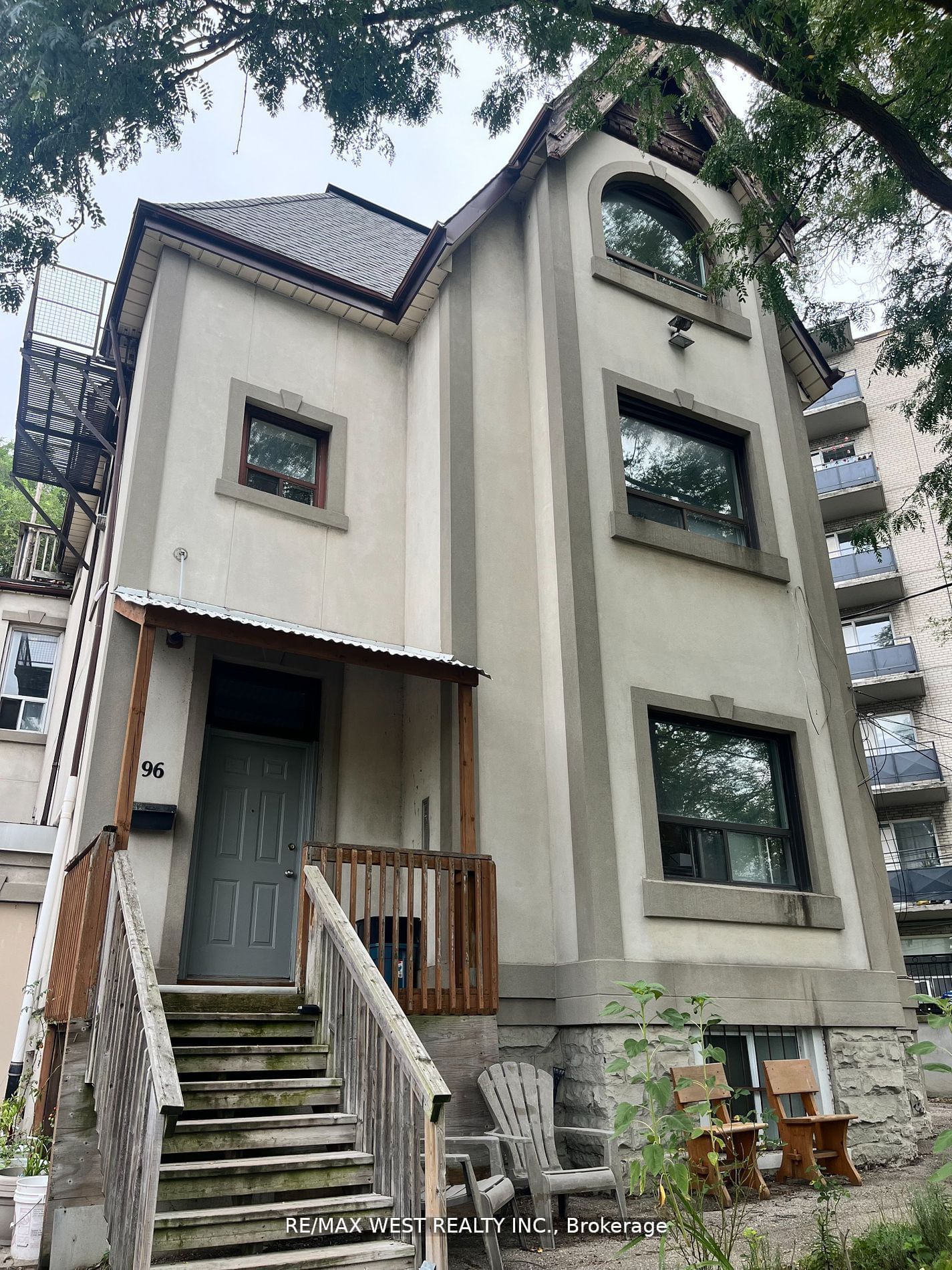 Semi-Detached House for lease at Unit 4-96 Springhurst Avenue, Toronto, South Parkdale, M6K 1C1 - MLS: W11963033