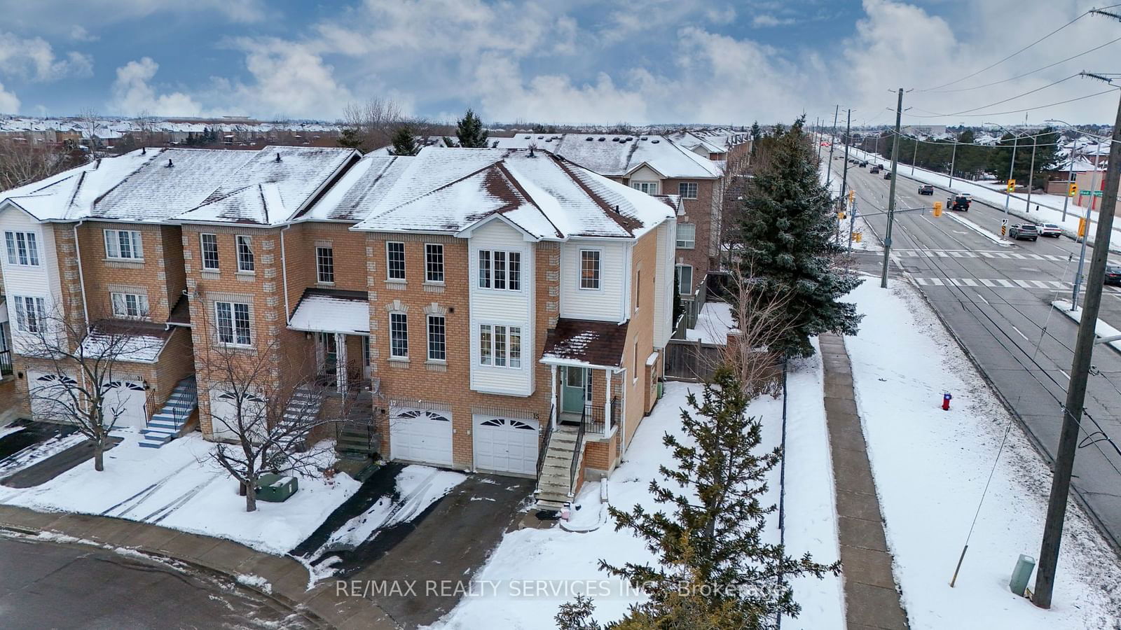 Townhouse for sale at 15-9800 Mclaughlin Road, Brampton, Fletcher's Creek Village, L6X 4R1 - MLS: W11963182