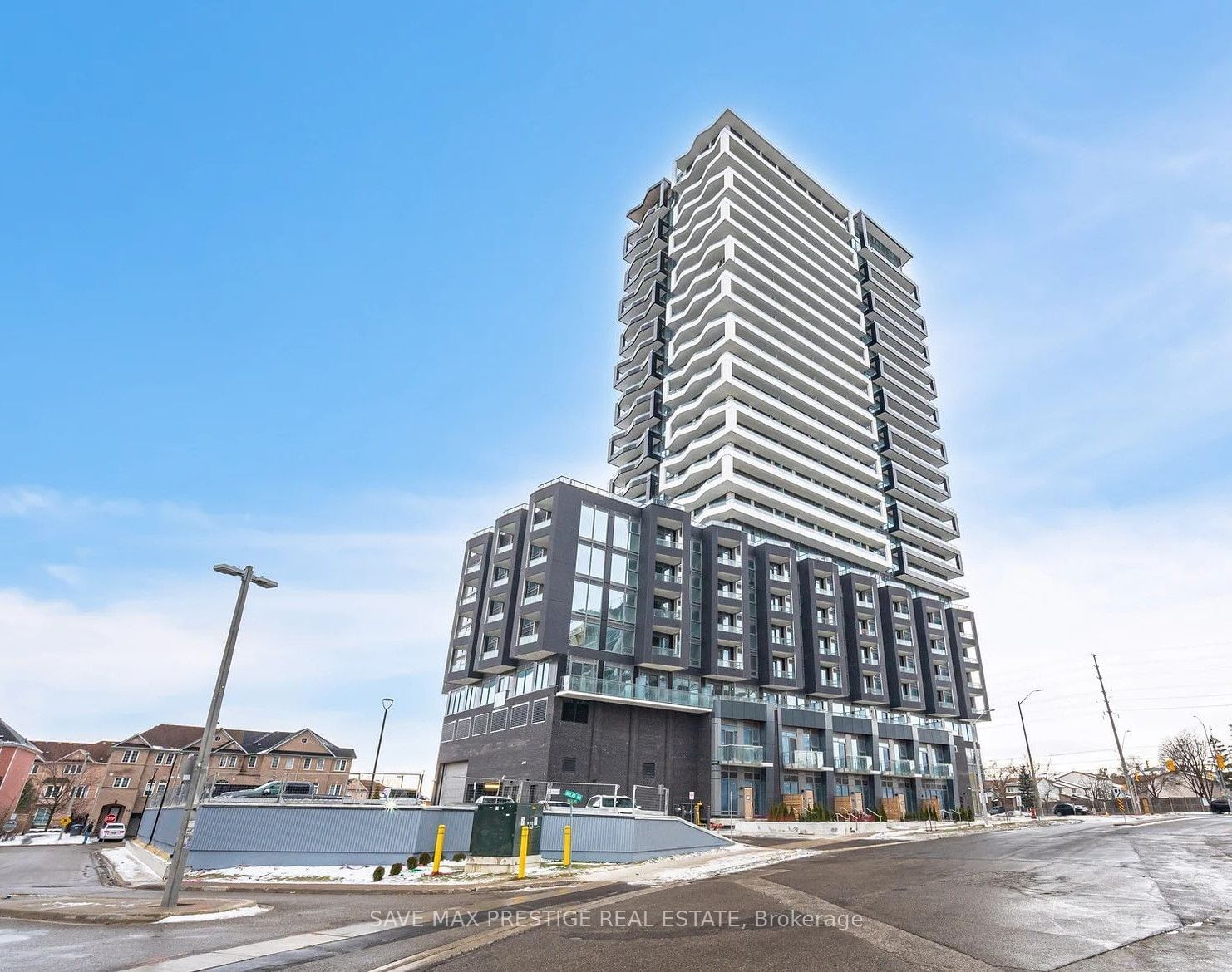 Condo for lease at 701-260 Malta Avenue, Brampton, Fletcher's Creek South, L6Y 0B5 - MLS: W11963246