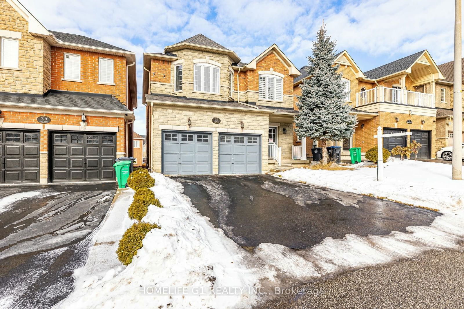 Detached House for sale at 25 Oblate Crescent, Brampton, Bram West, L6Y 0K2 - MLS: W11963276