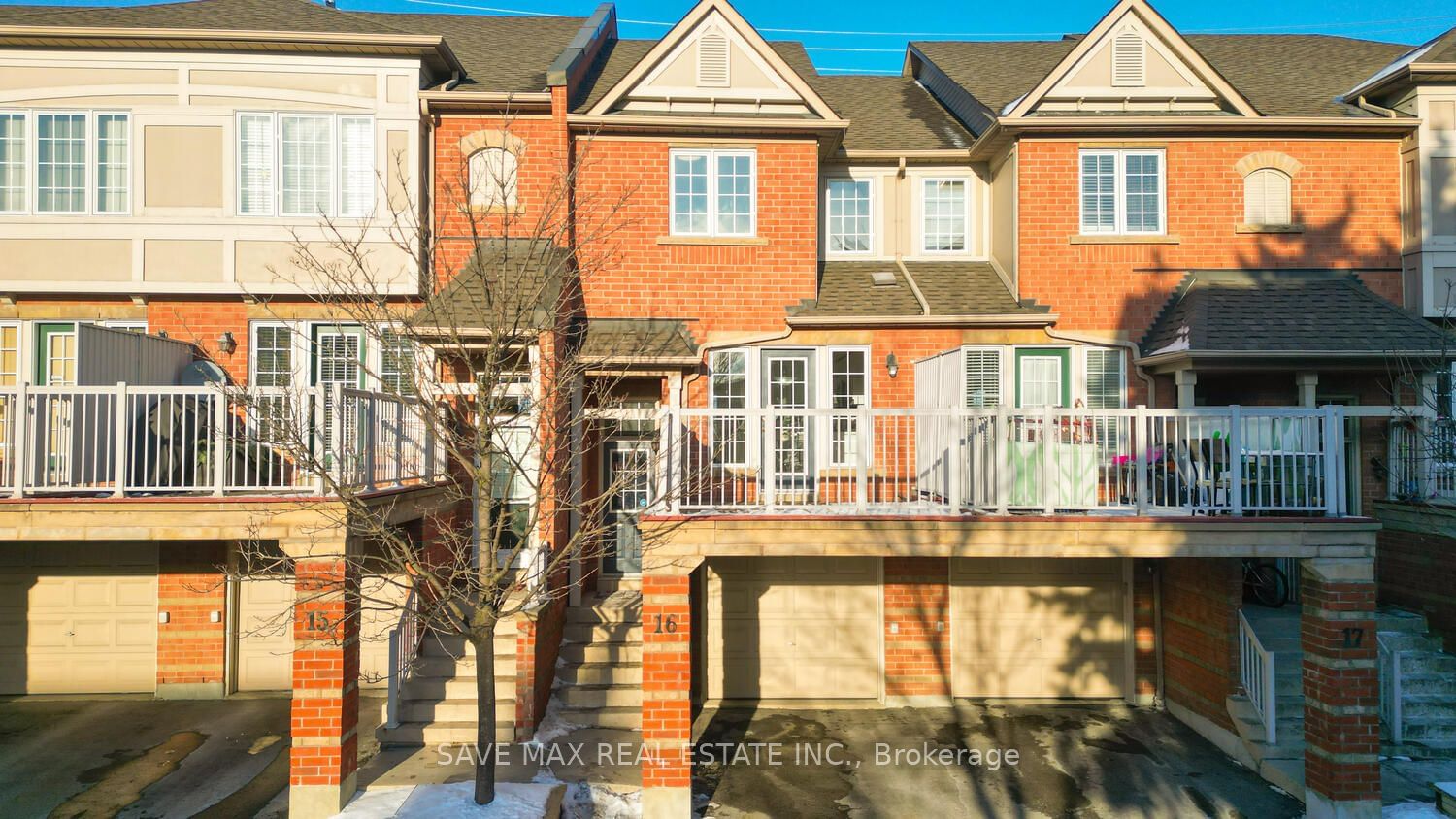 Townhouse for sale at 16-38 Fairview Road, Mississauga, Fairview, L5B 4J8 - MLS: W11963525